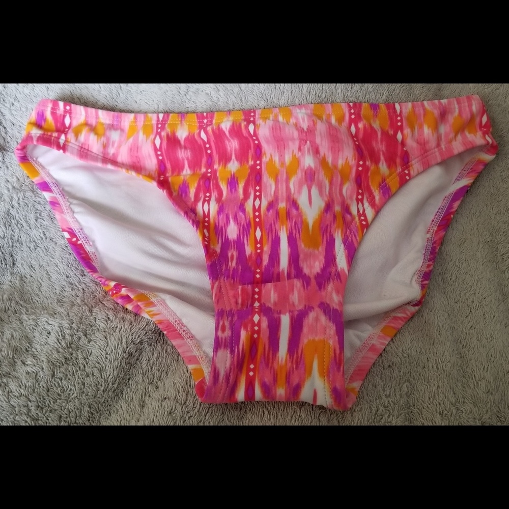 3/$25 New Directions bikini bottoms size medium
